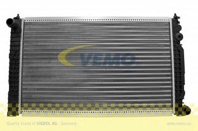 VEMO v15605061 -  Радиатор, охлаждение двигателя