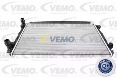 VEMO v15606055 -  Радиатор, охлаждение двигателя