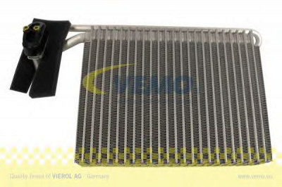 VEMO v20650008 -  Испаритель, кондиционер
