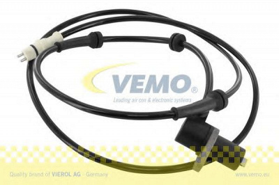 VEMO v24720126 -  Датчик, частота вращения колеса