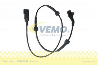 VEMO v25720067 -  Датчик, частота вращения колеса