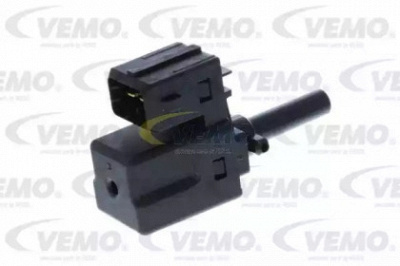 VEMO v25730046 -  Выключатель, привод сцепления (Tempomat)| Выключатель, привод сцепления (управление двигателем)