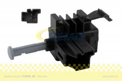 VEMO v25730068 -  Выключатель, привод сцепления (управление двигателем)