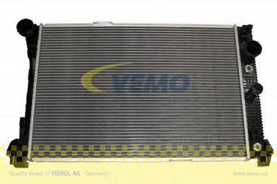 VEMO v30601275 -  Радиатор, охлаждение двигателя