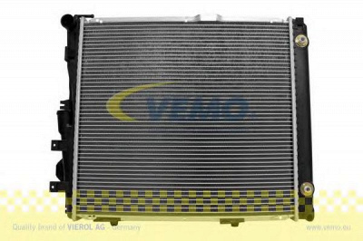 VEMO v30601276 -  Радиатор, охлаждение двигателя
