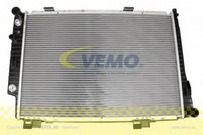 VEMO v30601284 -  Радиатор, охлаждение двигателя