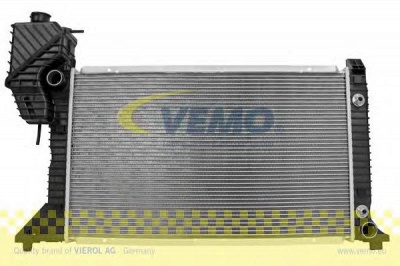 VEMO v30601303 -  Радиатор, охлаждение двигателя