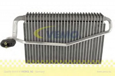 VEMO v30650024 -  Испаритель, кондиционер