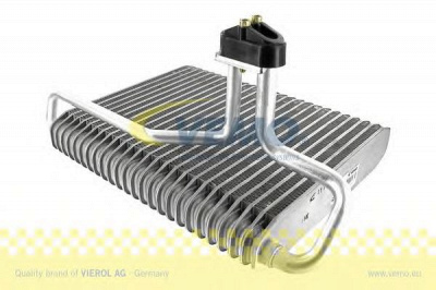 VEMO v30650033 -  Испаритель, кондиционер