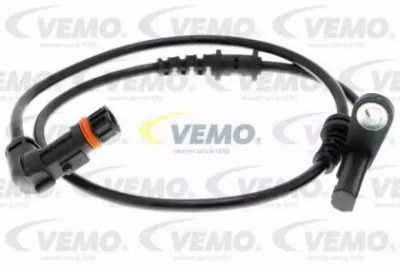 VEMO v307200371 -  Датчик, частота вращения колеса