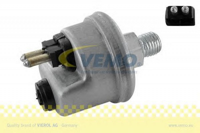 VEMO v30720097 -  Датчик, температуры / давления масла