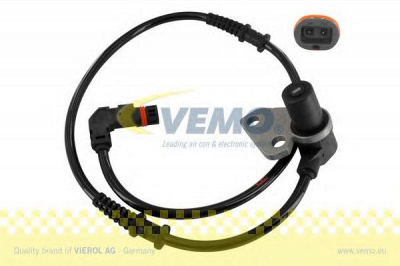 VEMO v30720142 -  Датчик, частота вращения колеса