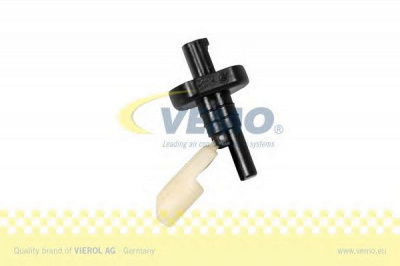 VEMO v30720148 -  Датчик уровня, запас воды для очистки