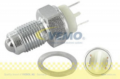VEMO v30730143 -  Выключатель, фара заднего хода