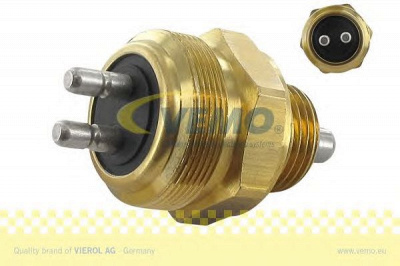 VEMO v30730144 -  Выключатель, фара заднего хода