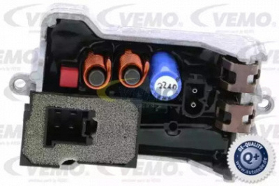 VEMO v307900051 -  Регулятор, вентилятор салона