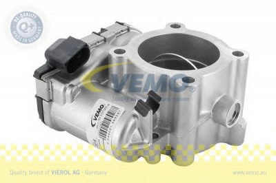 VEMO v30810016 -  Патрубок дроссельной заслонки