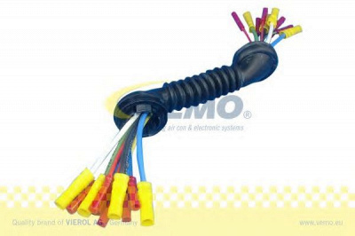 VEMO v40830024 -  Ремонтный комплект, кабельный комплект