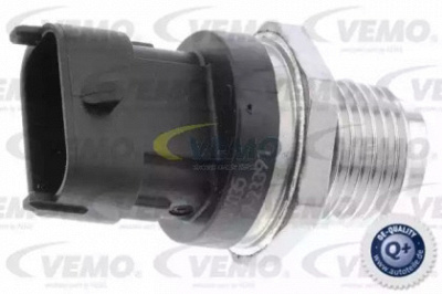 VEMO v52720215 -  Датчик, давление подачи топлива
