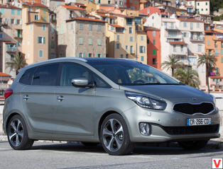 Kia Carens 2013 год