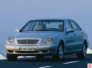 Mercedes-Benz S-klass 2000 год