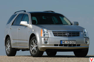 Cadillac SRX 2004 год