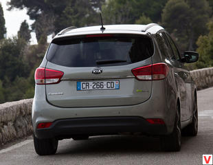 Kia Carens 2013 год