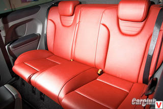 Заднее сиденье Recaro устанавливается за отдельную плату