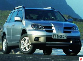 Mitsubishi Outlander 2003 год