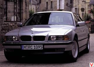 BMW E38 1996 год