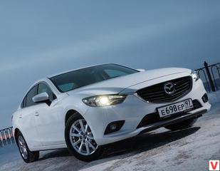Внешне с машиной предыдущего поколения новая Mazda6 не имеет ничего общего. Отныне отличительной чертой всех новинок Мазды станет решетка радиатора, которую уже примерил кроссовер CX-5.