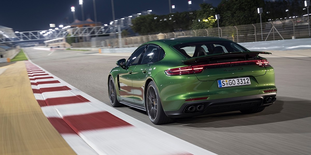 Porsche Panamera GTS 2018